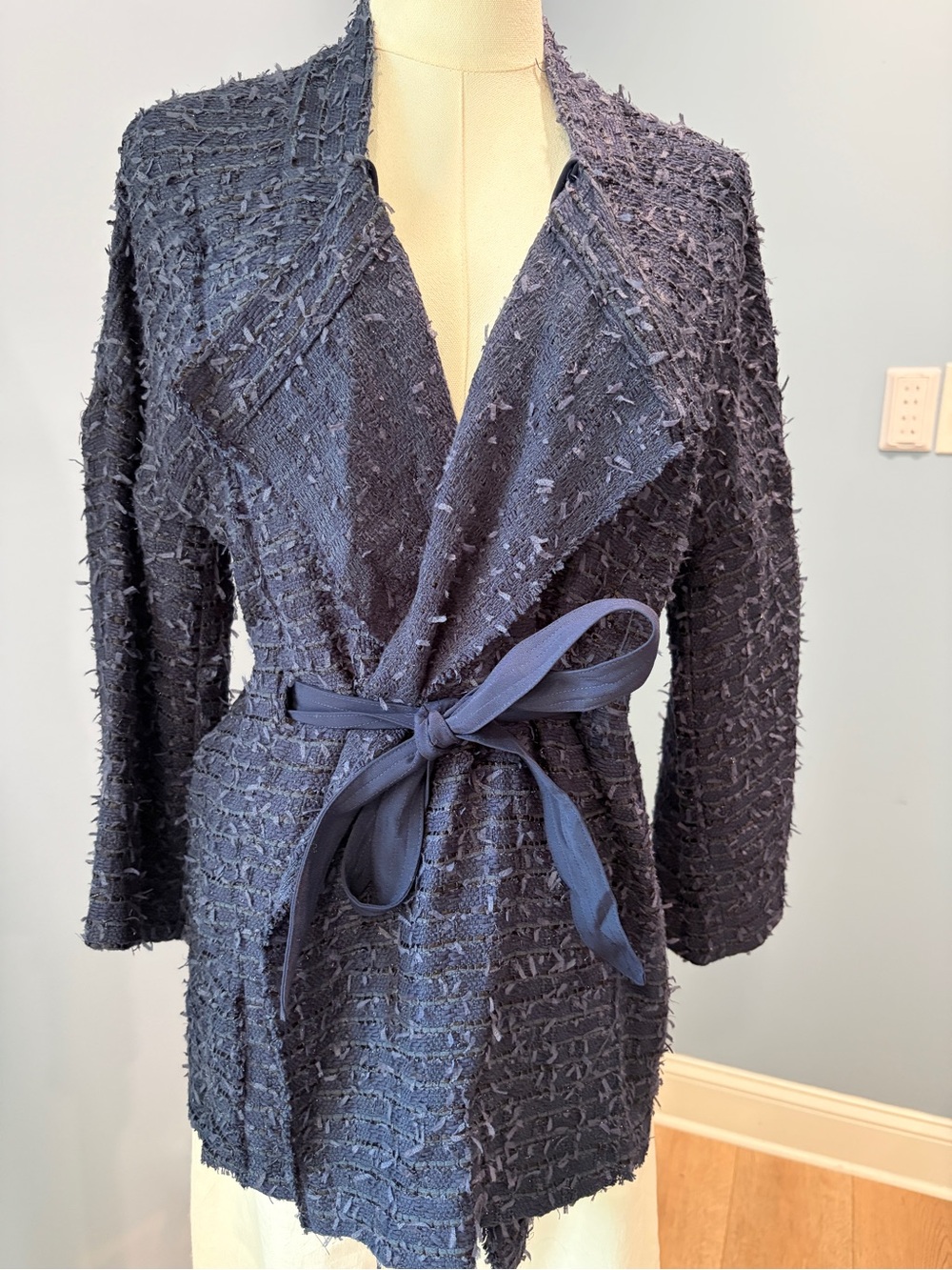 Carlisle New York Navy Textured Tweed Wrap Jacket Silk Trim Size 2